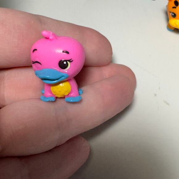 Hatchimals lot of 12 Colleggtibles Collectible Figures Small Tiny Animals Pets - Picture 7 of 14